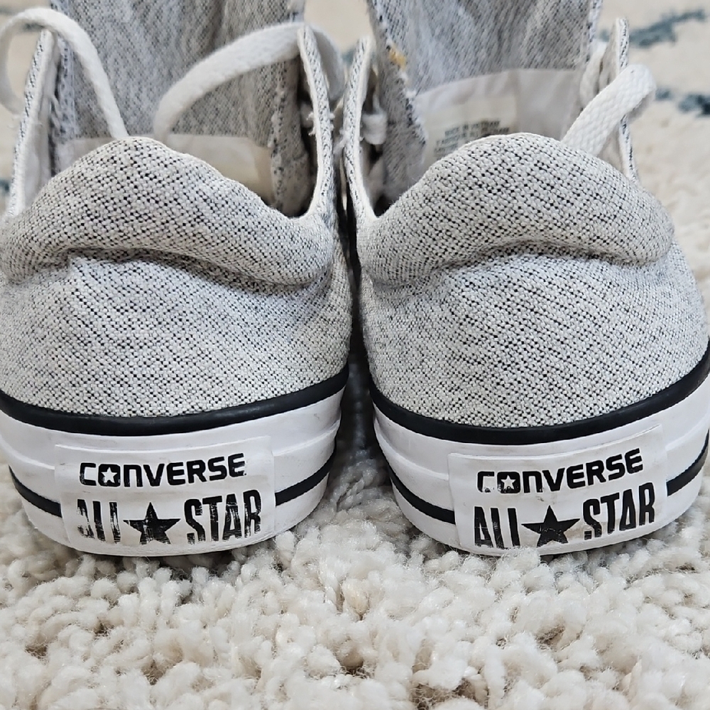 Casual Gray and White Women's Sneakers - Picture 4 of 14